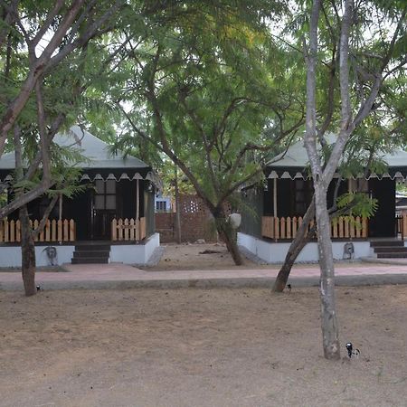 Gulmohar Sariska Resort Bairat Bagian luar foto