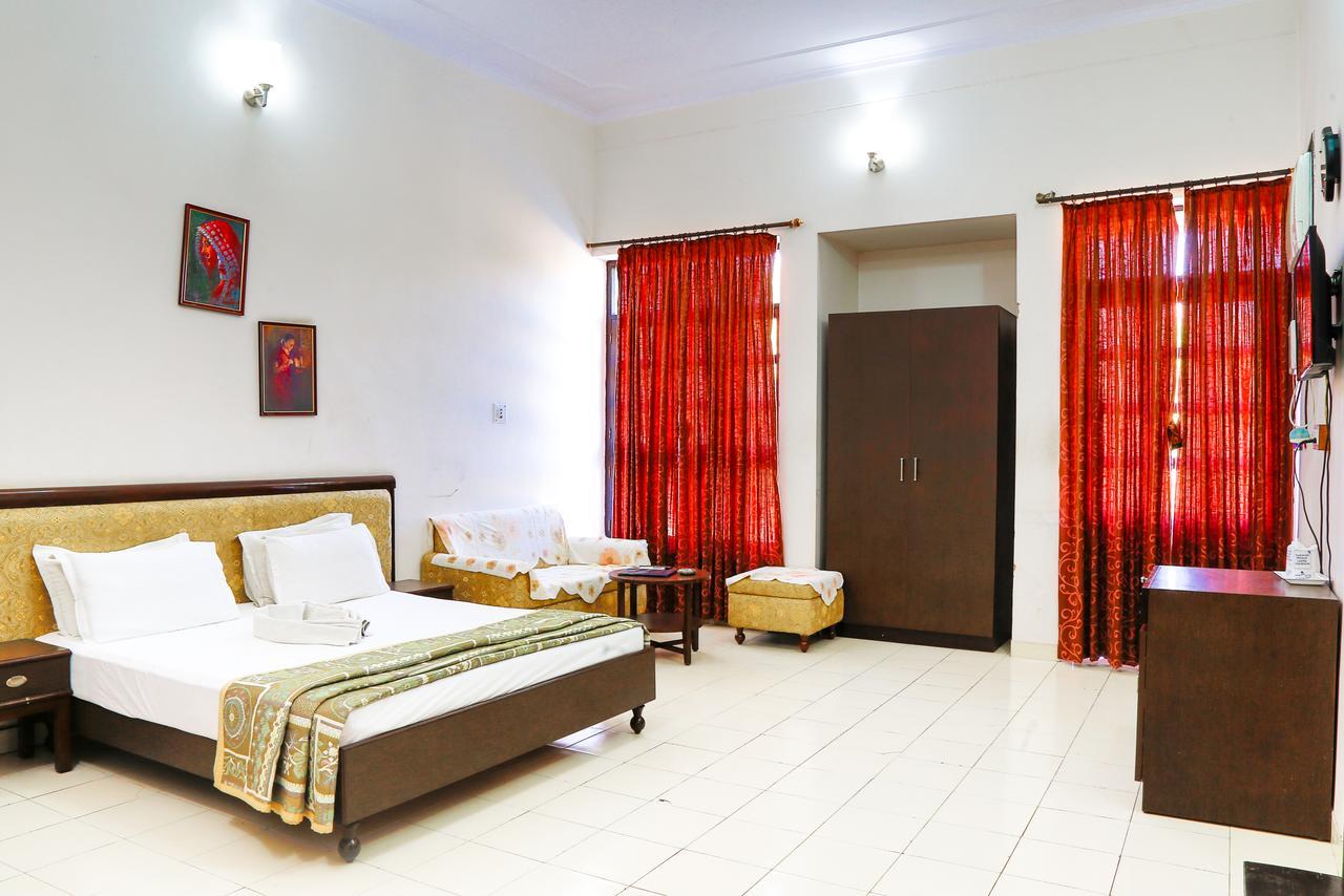 Gulmohar Sariska Resort Bairat Bagian luar foto